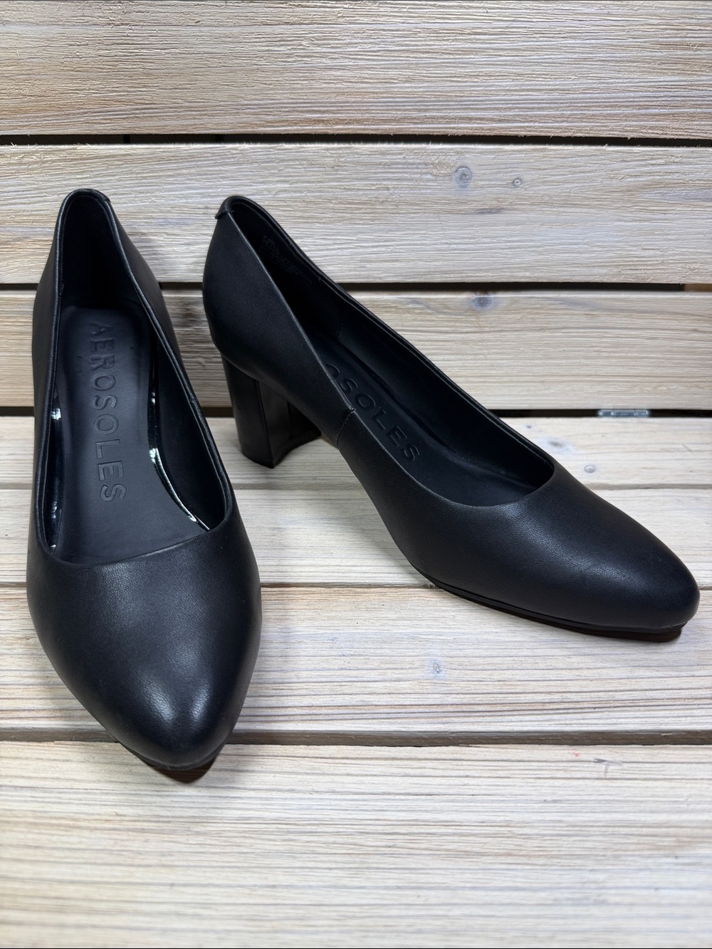 AEROSOLES Bette Black Pointed Toe Block Heel Pumps Size 8.5M